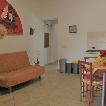 Hibiscus Apartment Marausa Bagian luar foto